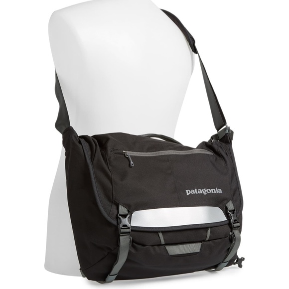 Patagonia Bags Nwt Patagonia Half Mass P6 Messenger Bag Poshmark
